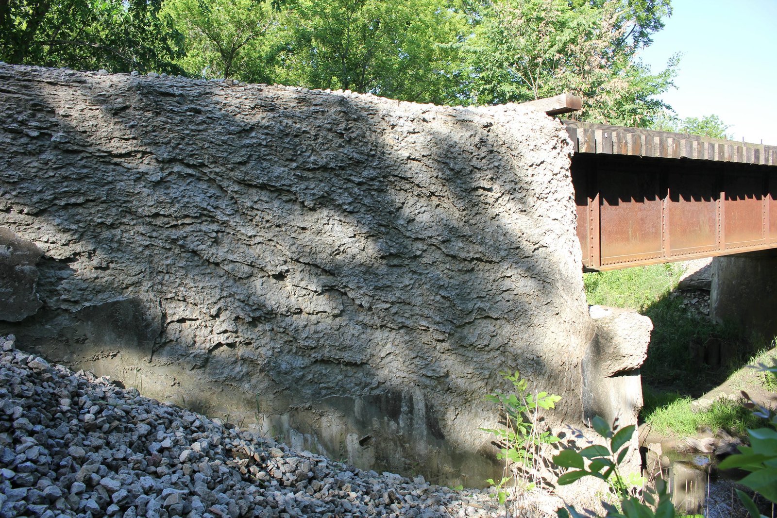 East abutment